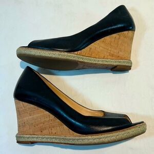 COLE HAAN Sz 10.5 Air Jocelyn Black Leather Peep-Toe Wedge Sandal Espadrille